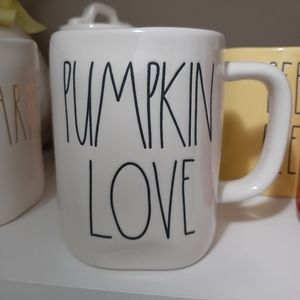 Rae Dunn PUMPKIN LOVE mug white with orange int.